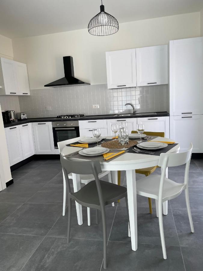 Casa Gelindo - Large And Fine Apartment With Two Bathrooms 세스트리레반떼 외부 사진